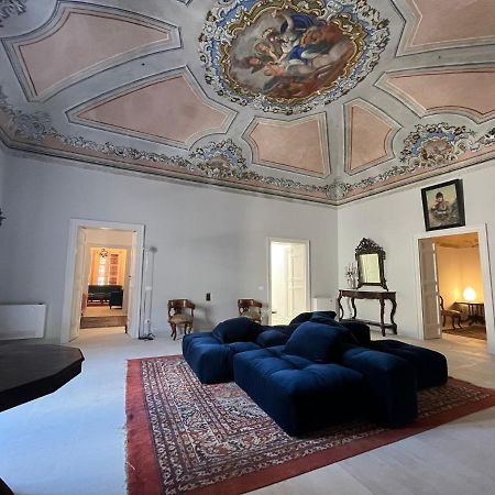 לינה וארוחת בוקר קורליאונה Palazzo Triolo - Dimora Di Charme מראה חיצוני תמונה