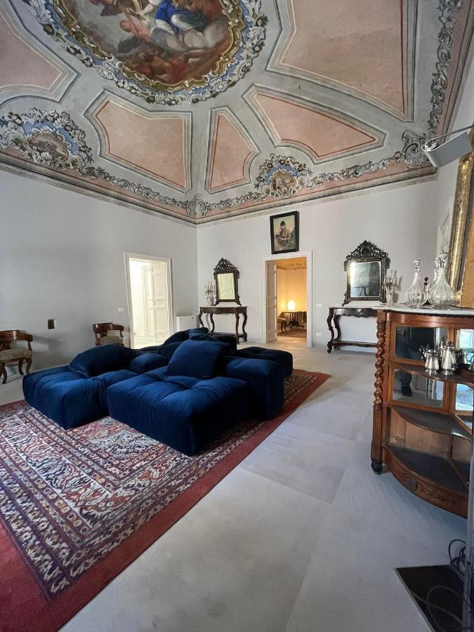 לינה וארוחת בוקר קורליאונה Palazzo Triolo - Dimora Di Charme מראה חיצוני תמונה