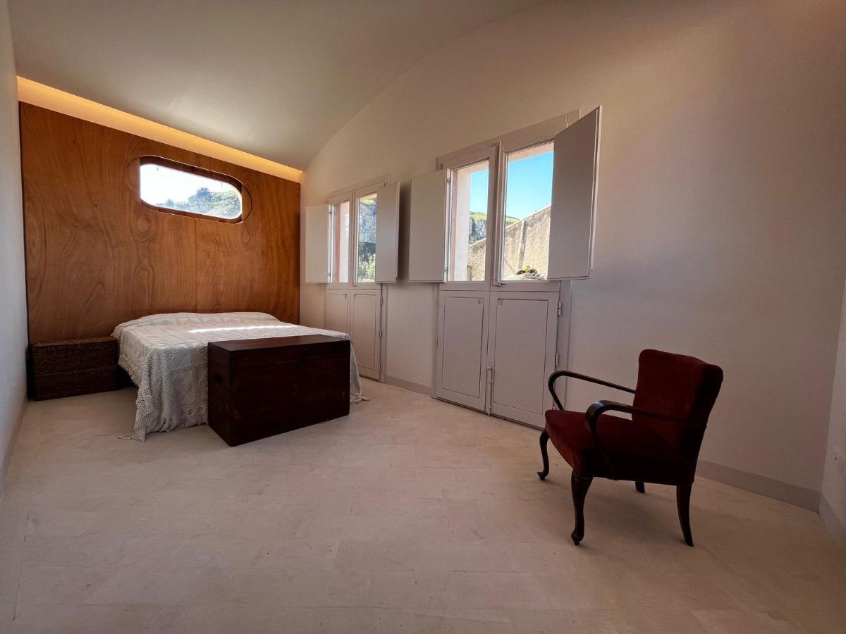 לינה וארוחת בוקר קורליאונה Palazzo Triolo - Dimora Di Charme מראה חיצוני תמונה