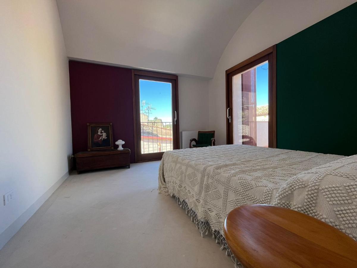 לינה וארוחת בוקר קורליאונה Palazzo Triolo - Dimora Di Charme מראה חיצוני תמונה